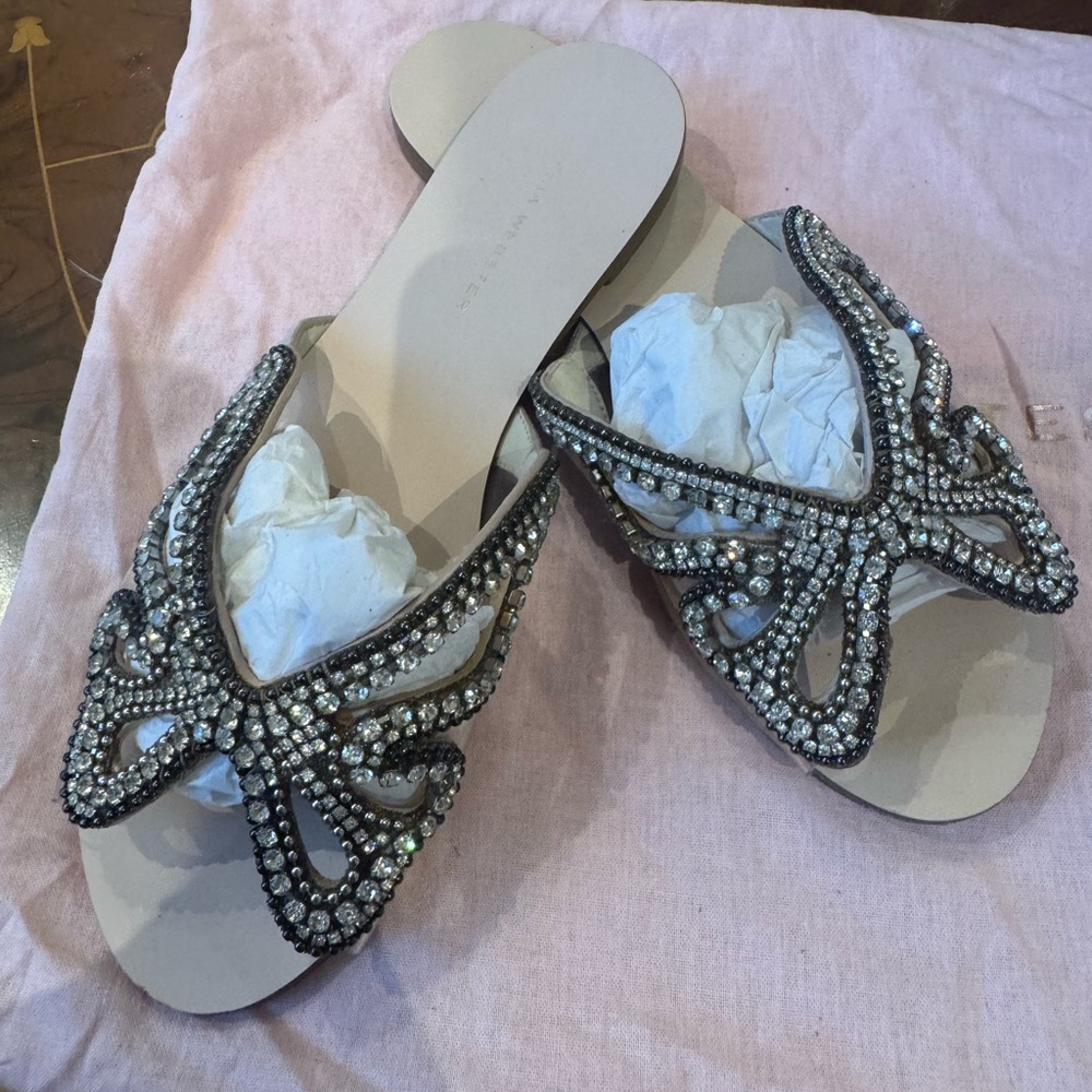 Sophia Webster Black Sandals with Gold and Pearl Butterfly Appliques - Picture 5 of 15